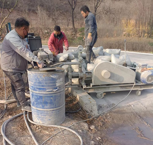 市中路面下沉注浆